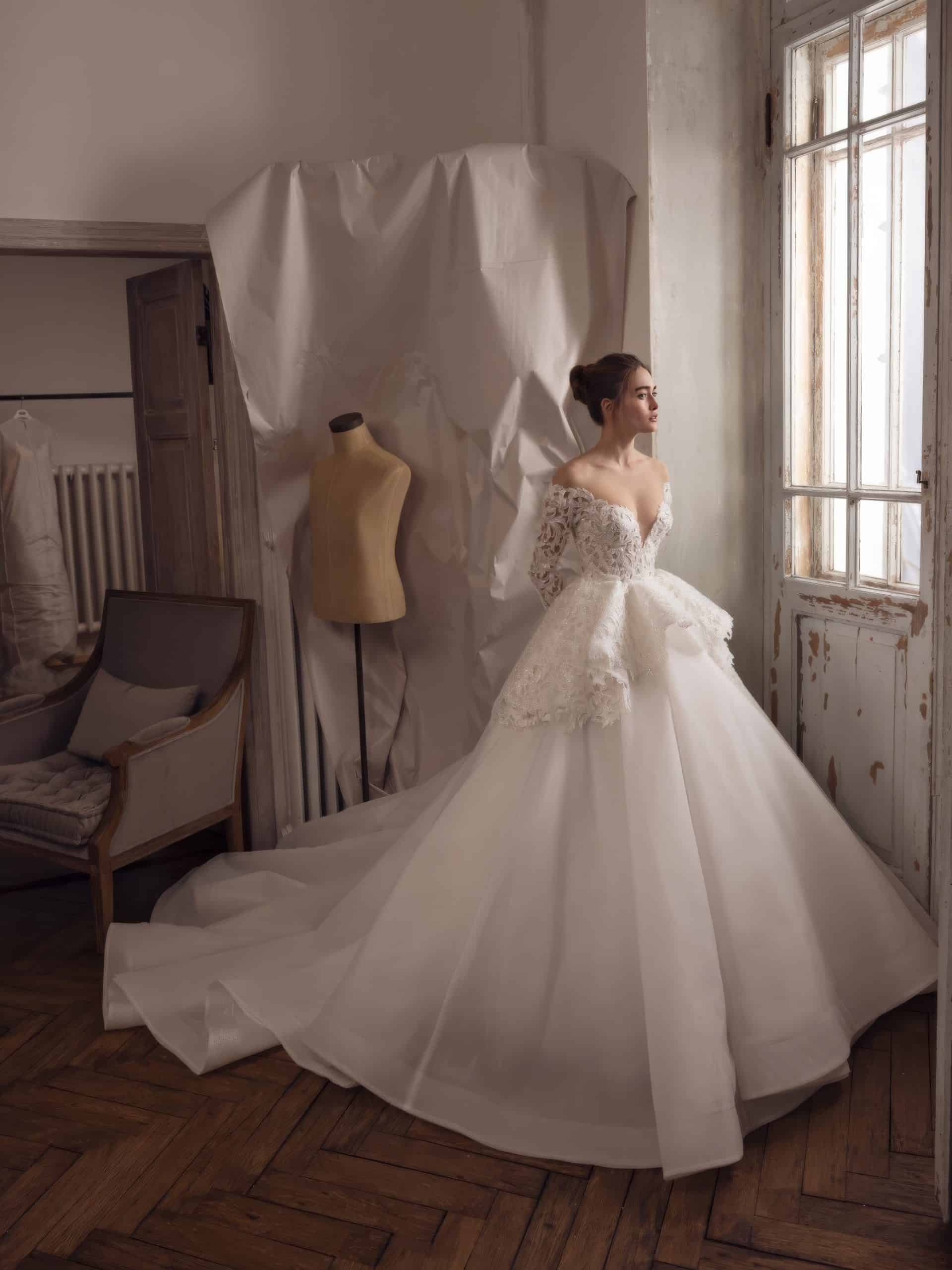 The Dress Brautmode aus Kreuzlingen bei Thurgau Julie the dress - BONNETThe Dress Brautmode aus Kreuzlingen bei Thurgau Julie the dress scaled