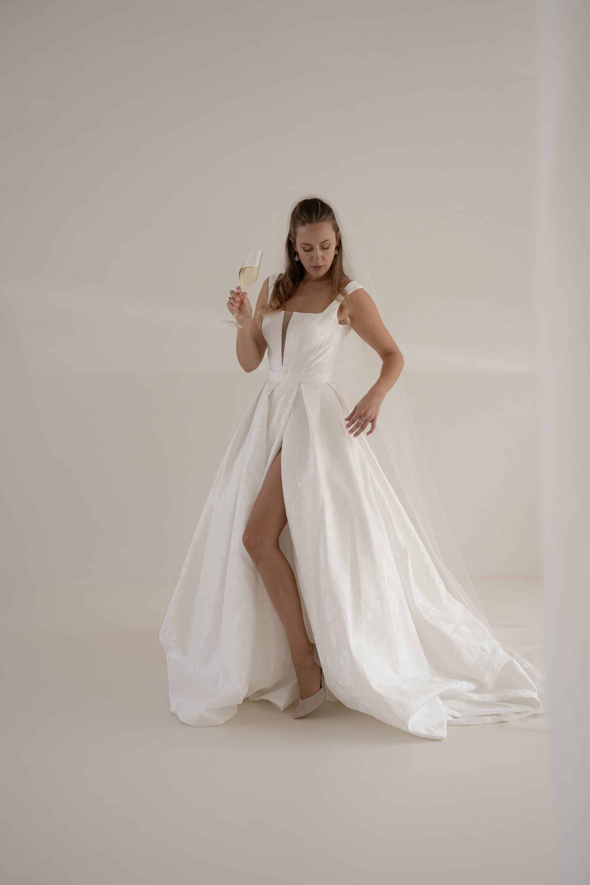 The Dress Brautmode aus Kreuzlingen bei Thurgau Julie the dress - TheDress 149 scaled